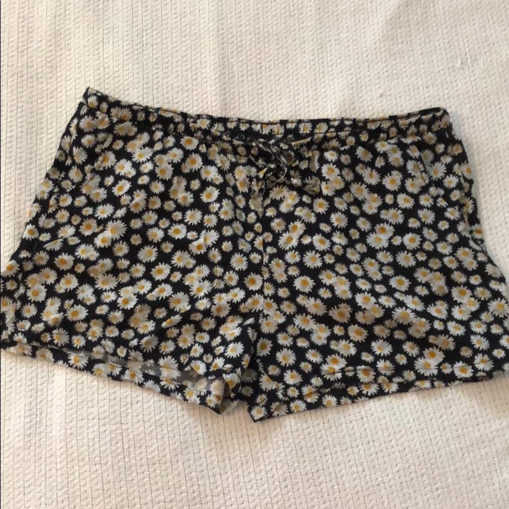 Daisy Shorts